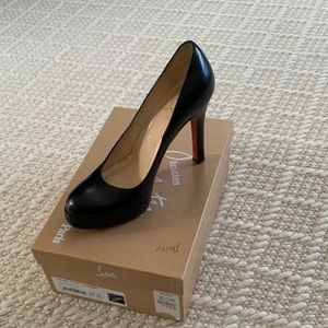 Christian Louboutin Black Pumps